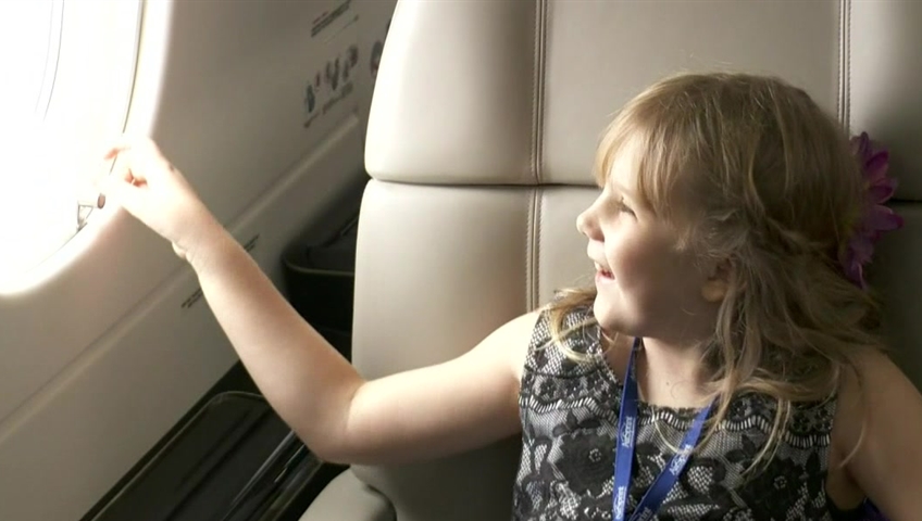 Autistic girl from Oregon kicked off airplane 