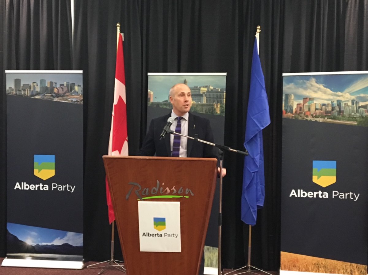 Alberta Party interim leader Greg Clark speaking to about 400 people at the sold-out annual general meeting in Red Deer, Alta. Saturday, November 18, 2017.