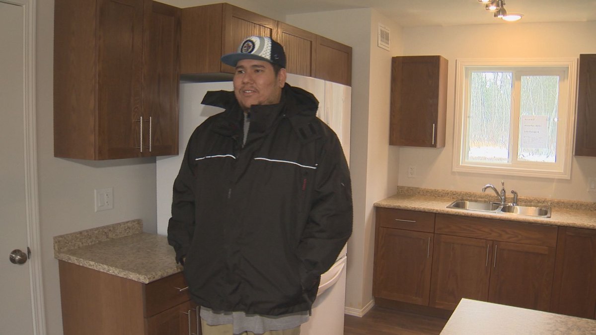 Alex Traverse gets the first look inside his new home in Lake St. Martin. 