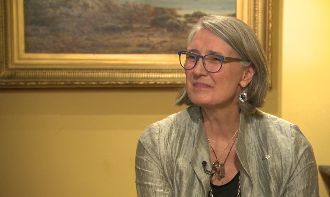 Author Louise Penny walks the red carpet in Montreal - Sherbrooke Record