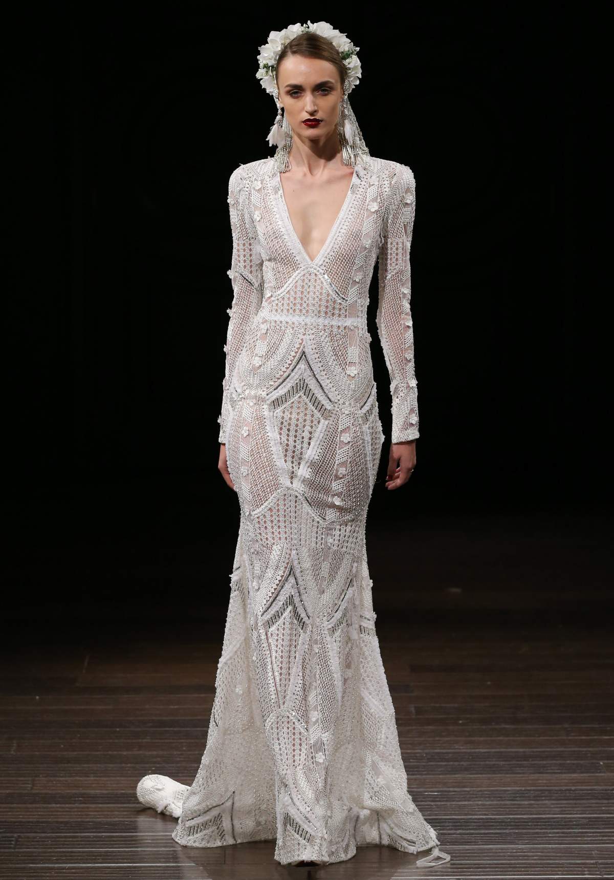 Meghan Markle wedding dress predictions: Will she push the royal style boundaries? - image