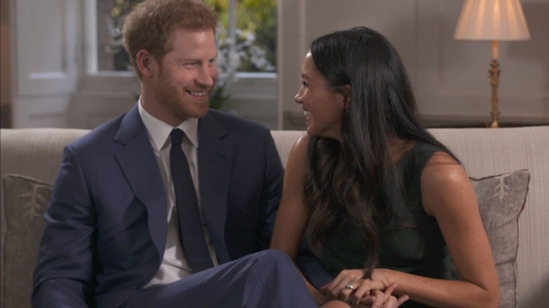 Prince Harry, Meghan Markle joke around during engagement ...