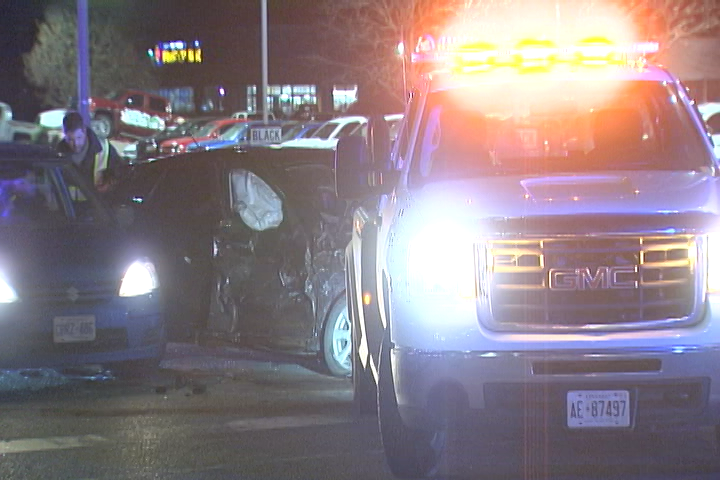 6-vehicle collision in Kingston sends 2 to hospital - image