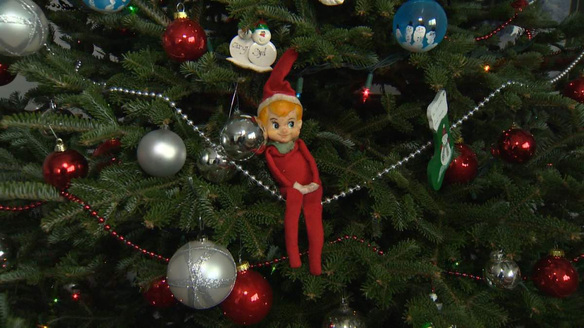 Elf on the shelf: Don’t rely on a doll to teach children good behaviour, experts say - image