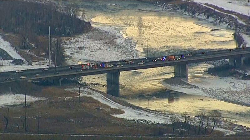 Crashes cause major slowdowns on Deerfoot Trail during Wednesday ...