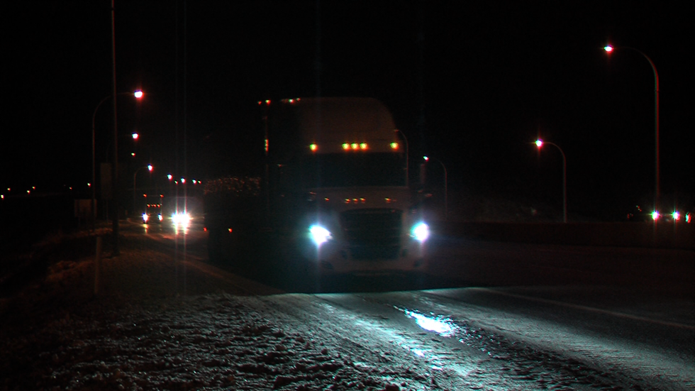Hitchhiker arrested after holding truck driver at gunpoint near Kamloops - image