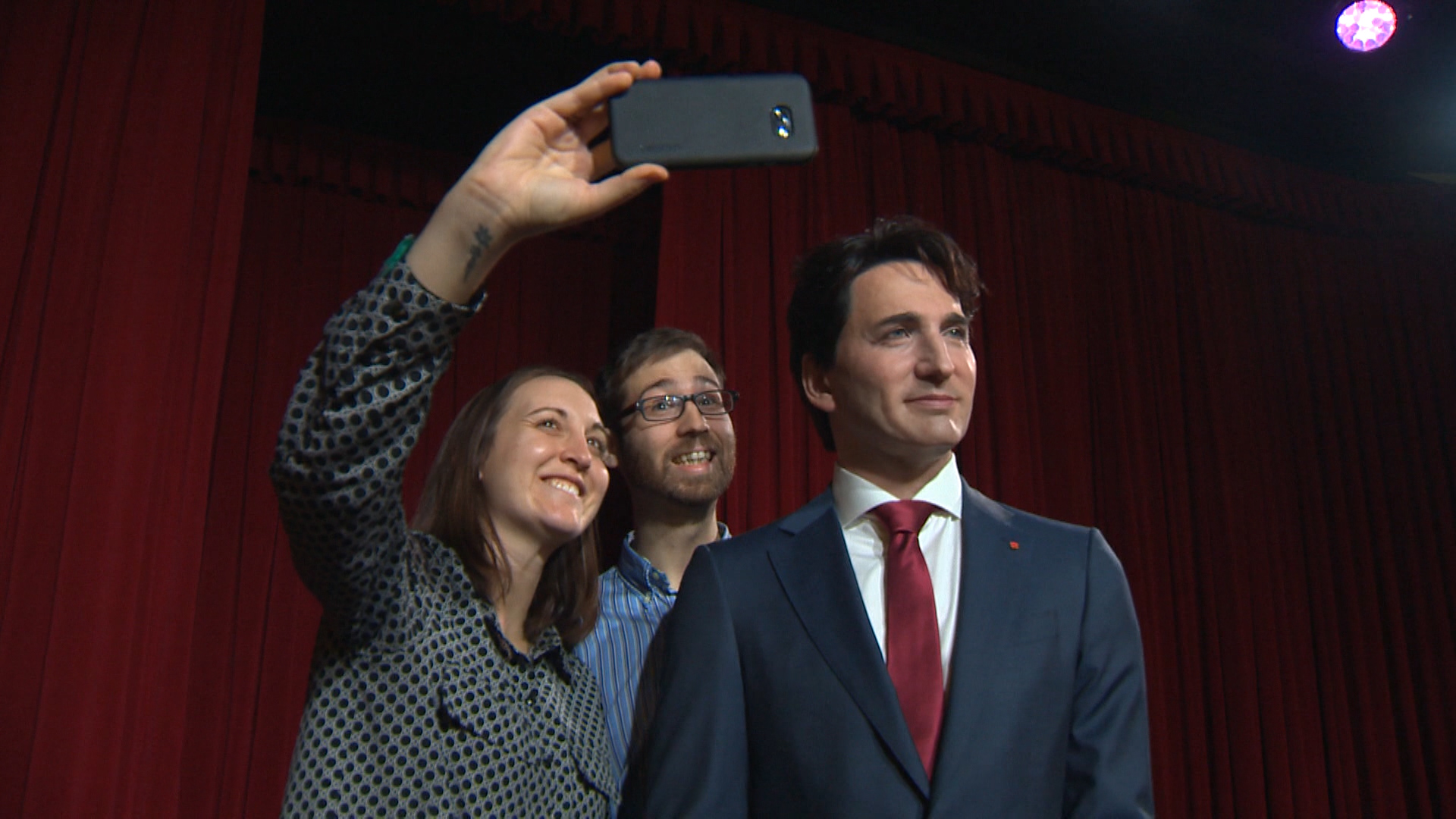 【美品・定価221,000円】ウォントレスエッセンシャルデラヴィTrudeau Justin Trudeau's wax sculpture unveiled at Montreal's Grevin wax