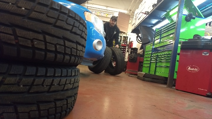 Now that the spring months have arrived, some drivers are opting to switch out their winter tires for summer ones — but it might be worth waiting a bit longer.