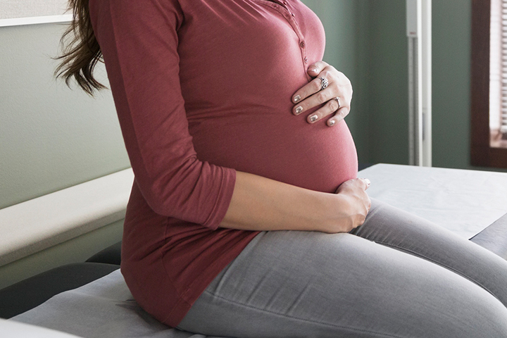 woman pregnant while pregnant
