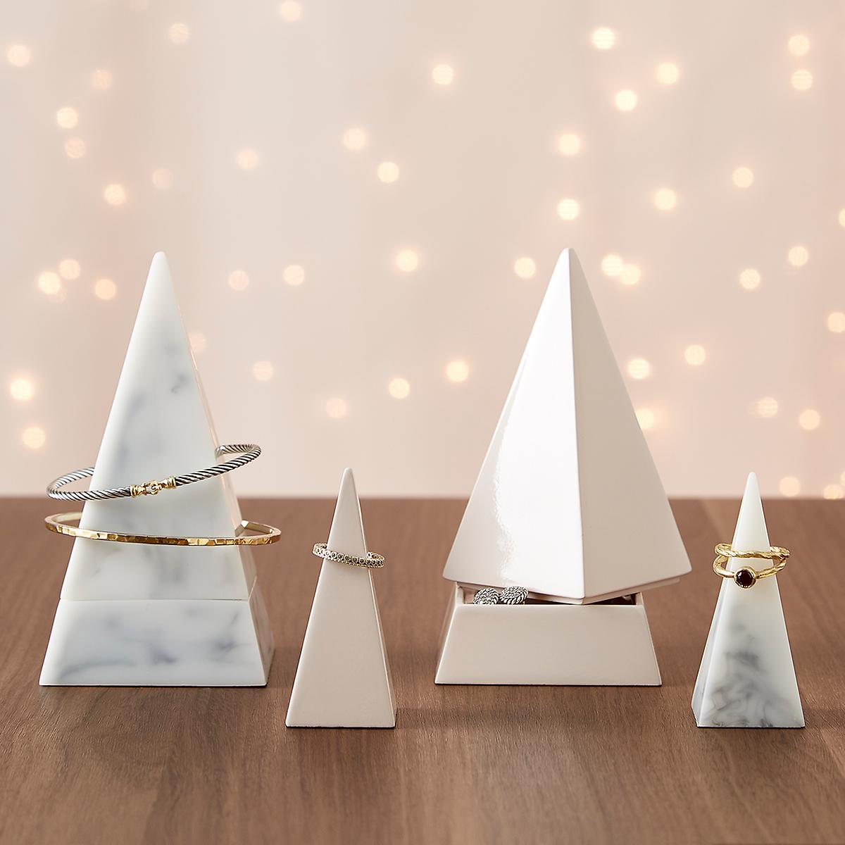 Holiday gift ideas: 15 stocking stuffers under $20 - image