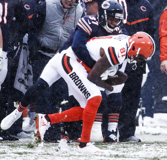 Cleveland Browns wide receiver Rashard Higgins (R) is tackled by Chicago Bears cornerback Bryce Callahan (L) in Chicago, Illinois, USA, Dec. 24 2017.