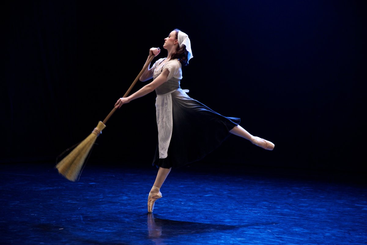 Alberta Ballet in Cinderella - image