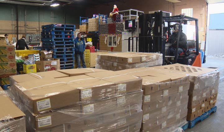 Chicken Farmers of Saskatchewan made a donation of poultry to the Saskatoon Food Bank on Wednesday.