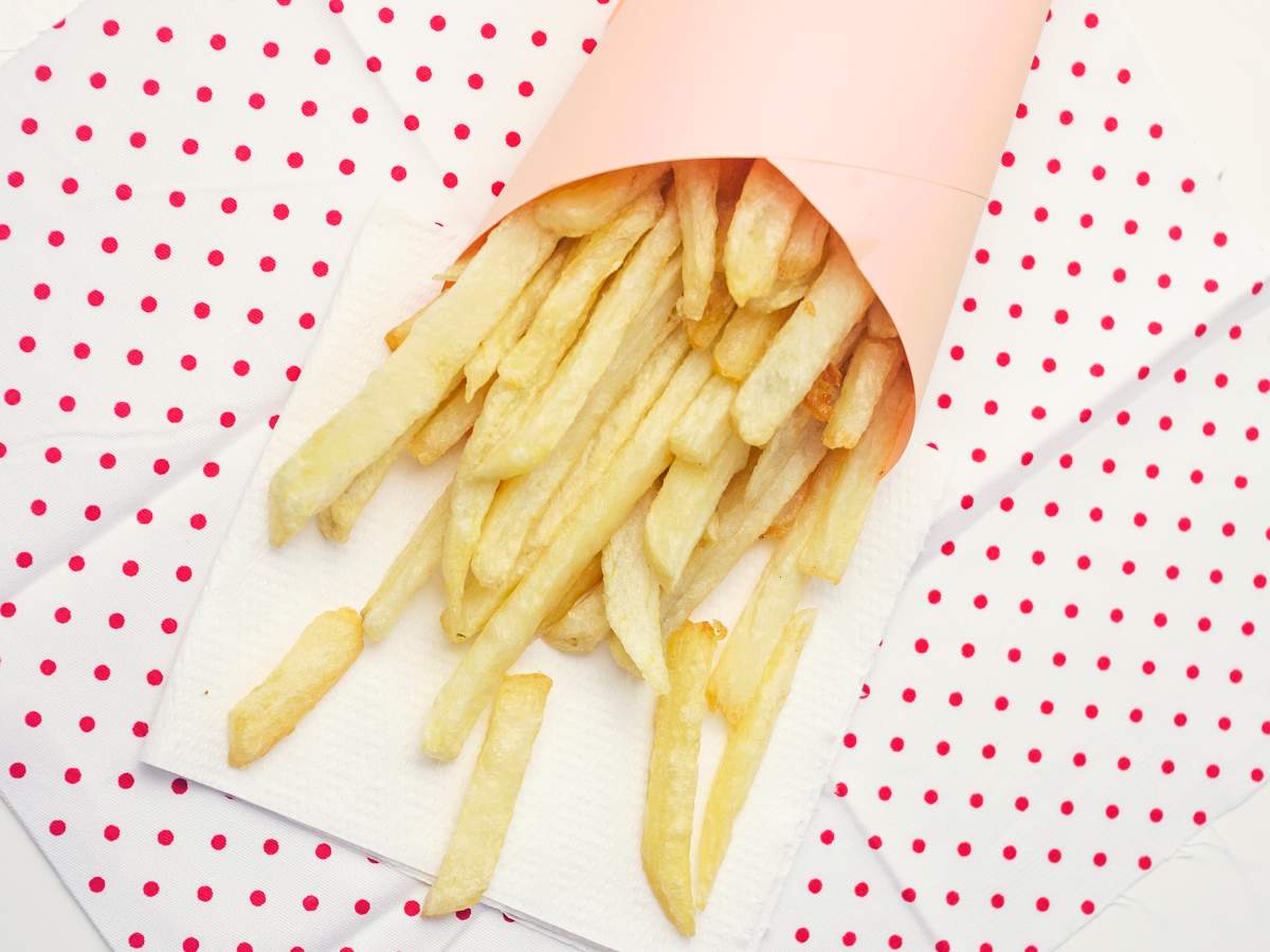 Among the trends of 2018 are healthy fried foods prepared in an air fryer. The result is all the satisfaction of crispy food with a fraction of the fat. 