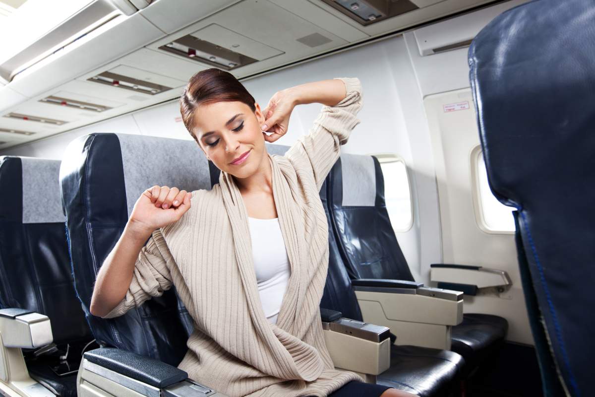 5 ways to get through long, restless flights - image