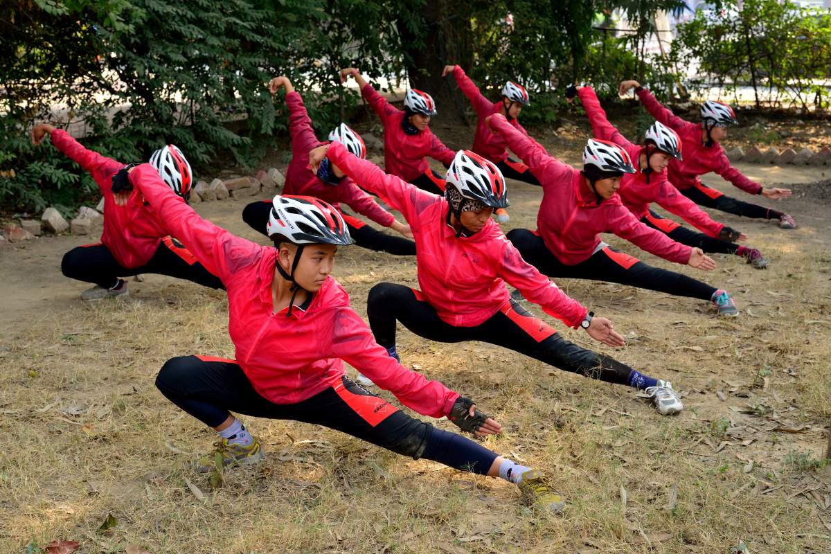 Kung Fu nuns performing their training on Jan. 4, 2016 in New Delhi, India. (Photo by Pradeep Gaur /Mint via Getty Images)