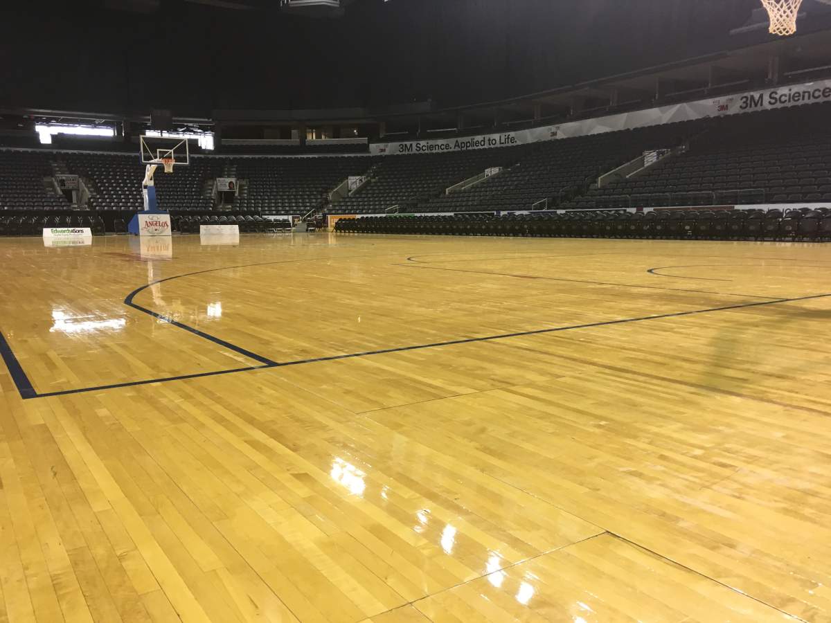 London Lightning win fifth in a row - image