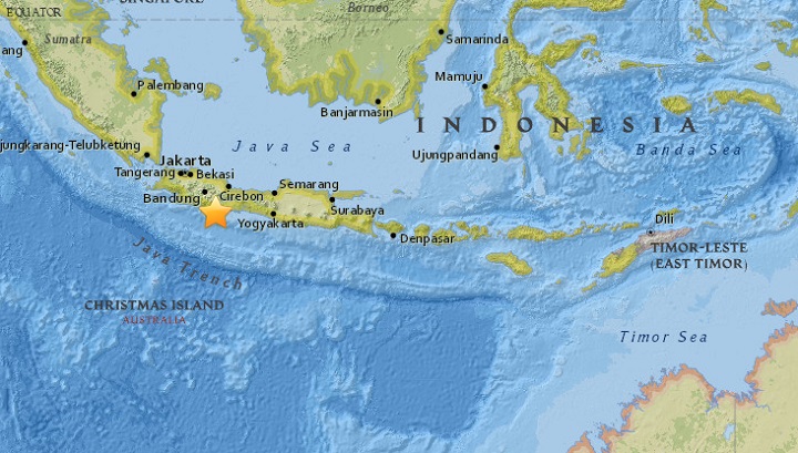 A strong earthquake shook the Indonesian capital Thursday.