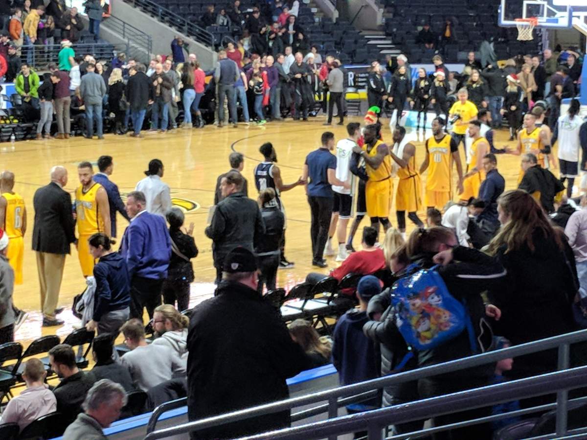 River Lions stay alive against Lightning - image