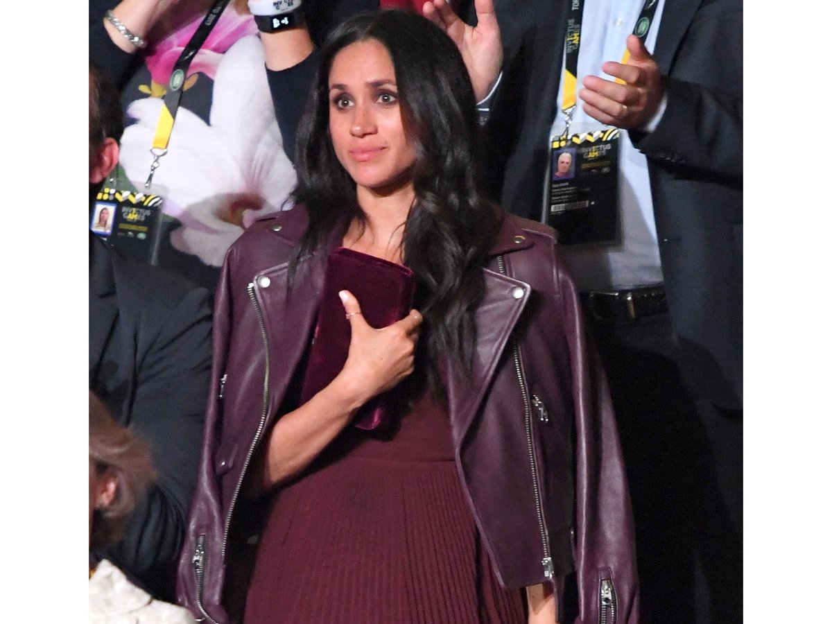 Meghan Markle lends more support to Canadian fashion in a Mackage coat ...