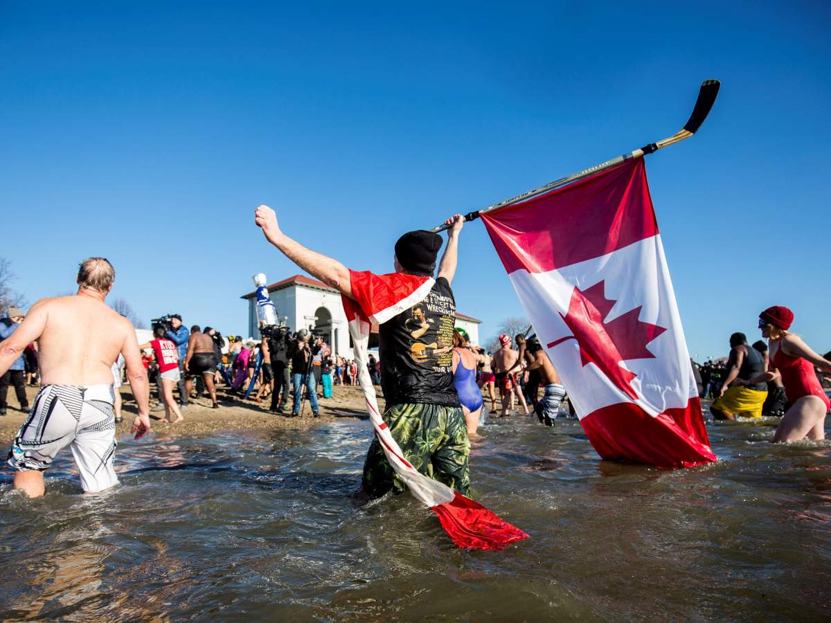 5 truly Canadian ways to celebrate the New Year - image