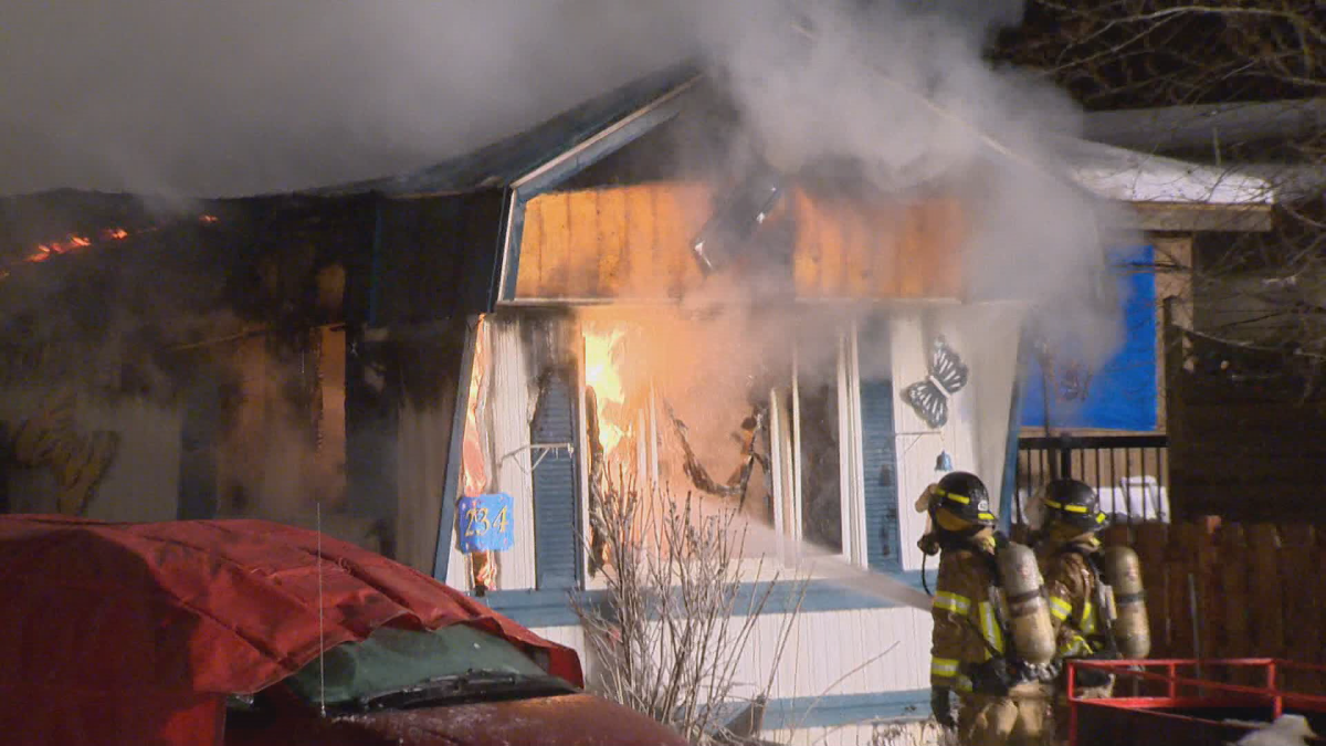 A 69-year-old man is dead after a fire tore through a mobile home in Saint-Jean-sur-Richelieu overnight. Monday, Dec. 18, 2017.