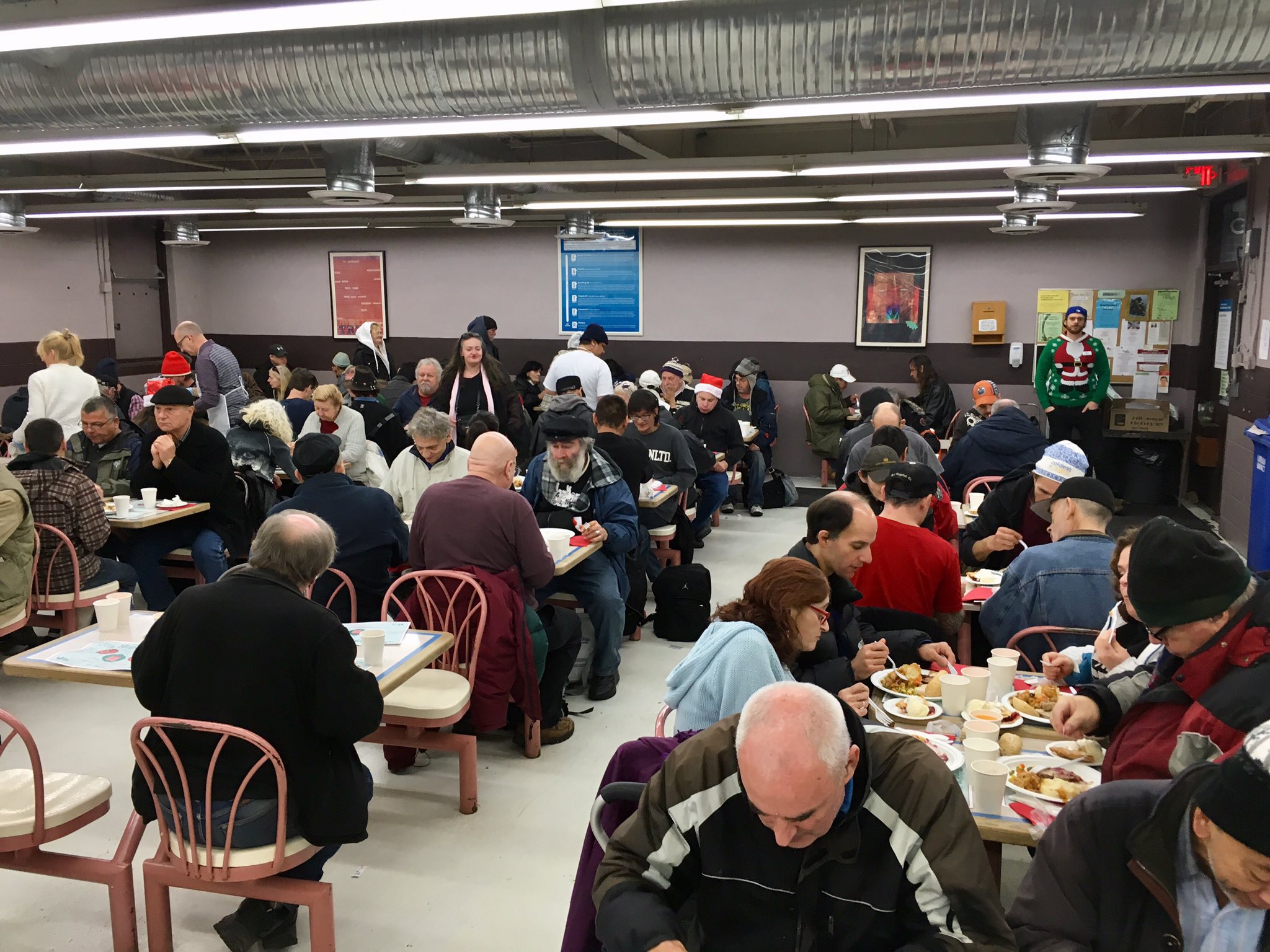 Ugm Christmas Dinner 2022 Union Gospel Mission Dishes Up 3,000 Meals For Annual Christmas Dinner - Bc  | Globalnews.ca