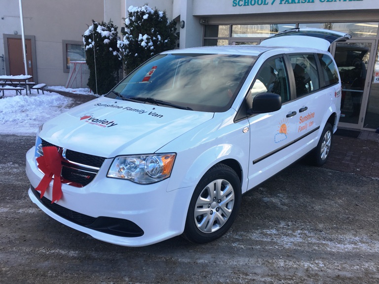 West Kelowna family gifted with wheelchair accessible van Okanagan Globalnews.ca