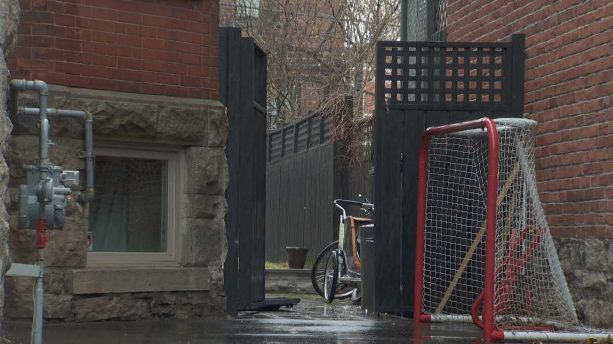 The City of Westmount is advising residents to be extra-careful to avoid burglary, Tuesday, Dec. 5, 2017.