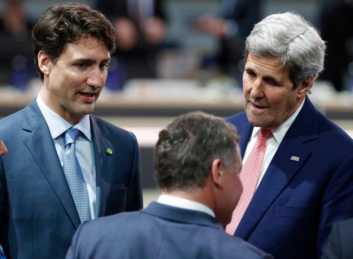Prime Minister Justin Trudeau talks with U.S. Secretary of State John Kerry and Jordans King Al Sharif Abdullah Bin Al Hussein, center, before the afternoon plenary session of the Nuclear Security Summit, Friday, April 1, 2016, in Washington.
