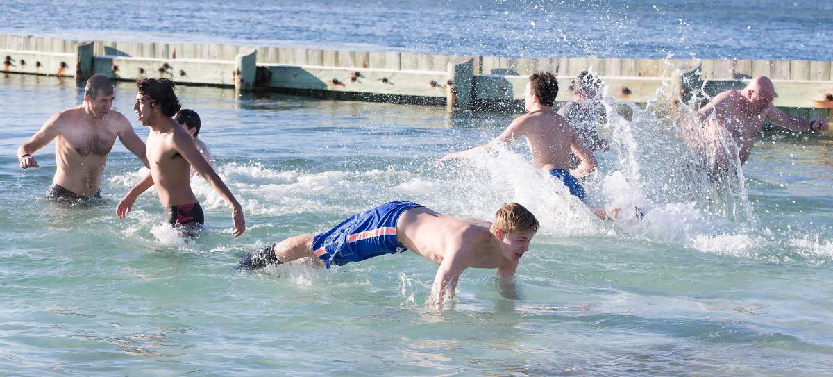 ‘Polar Bear’ swimmers take part in the L Street Brownies New Year’s Day Swim in Dorchester Bay in Boston, Massachusetts, USA, 01 January 2018. EPA/CJ GUNTHER