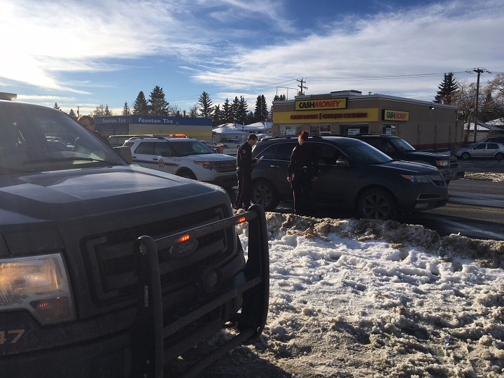 Woman injured in afternoon carjacking in southwest Calgary - image