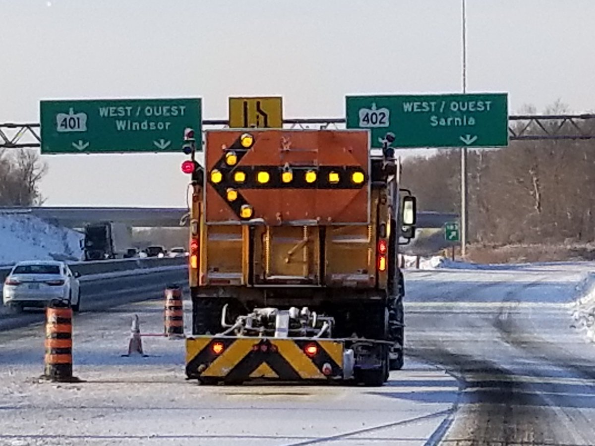 Hwy 402 remains closed on Jan. 5, 2018 between Sarnia and London due to poor weather conditions and numerous crashes.