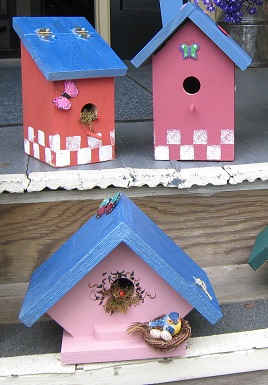 Heritage Crafts: Bird Feeders and Homes - image