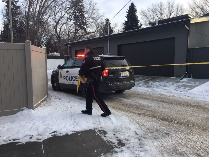 A body was found in an alley in the area of 77 Street and 92 Avenue Jan. 1, 2018.