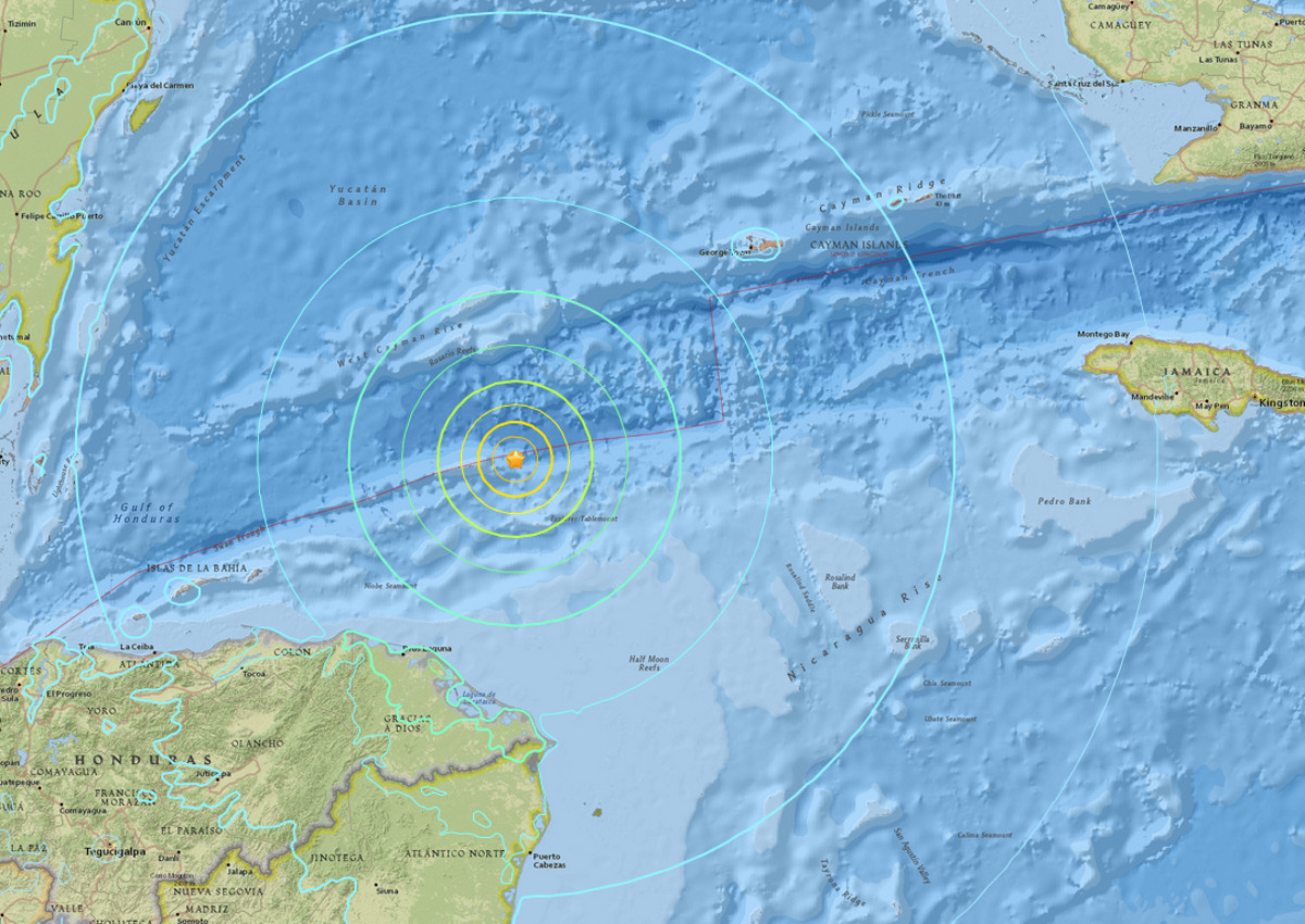 An earthquake struck off the coast of Central America Tuesday evening.