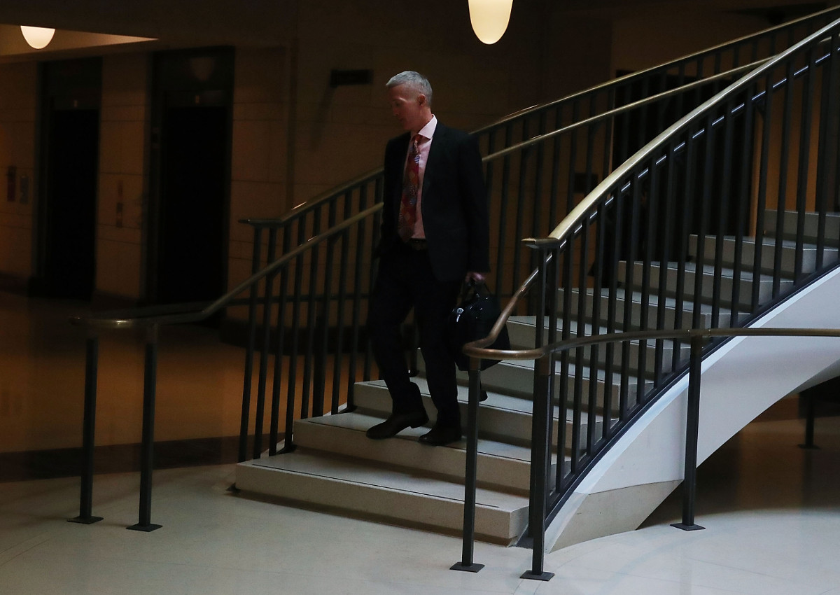  House Intelligence Committee member Rep. Trey Gowdy walks to a closed meeting with fellow committee members, on Capitol Hill March 23, 2017 in Washington, DC.