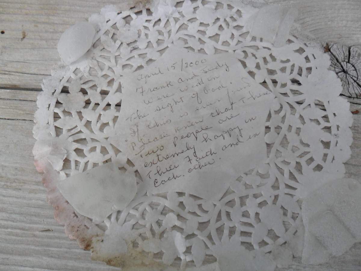 The note is written on a paper doily and dated April 15, 2000.