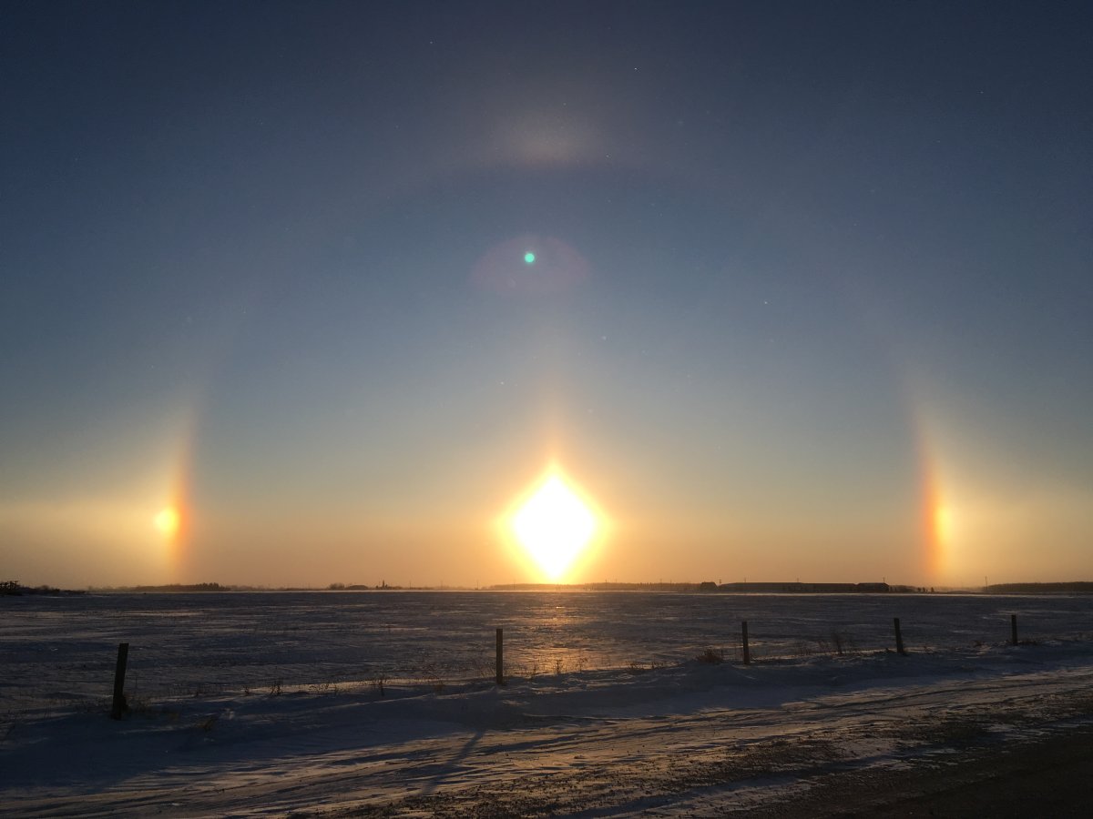 Sun Dogs January 15, 2018 in the RM of Springfield.