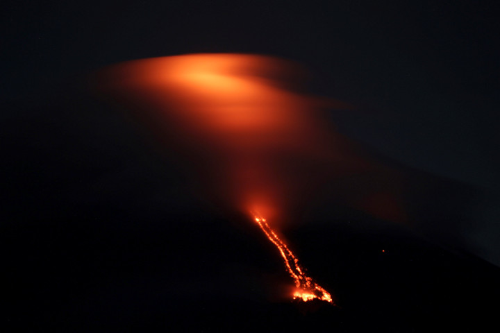 Reddish glow of lava drifting towards southwest part of Mayon volcano in Camalig town, Albay province, south of Manila, Philippines January 15, 2018.