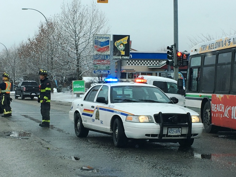 Transit bus collides with truck in Kelowna - image