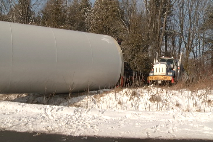 Tractor-trailer crashes on Highway 7A in Bethany - image
