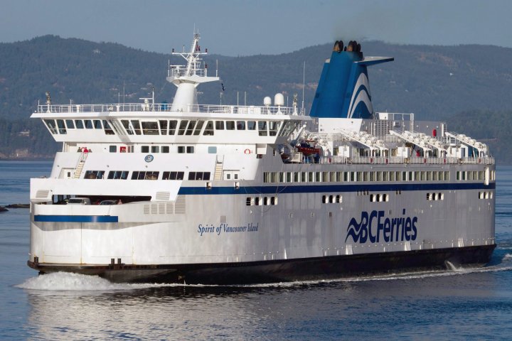 Anti-mask protesters cause disturbance on B.C. ferry, cause unloading delay
