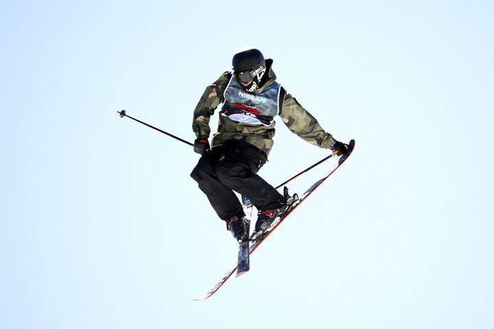 Swiss Fabian Boesch participates in the first World Cup Big Air at the Ski Center Colorado, 36 km from Santiago de Chile, Chile, 03 September 2016. Boesch is one of the first athletes to contract norovirus in Pyeongchang.