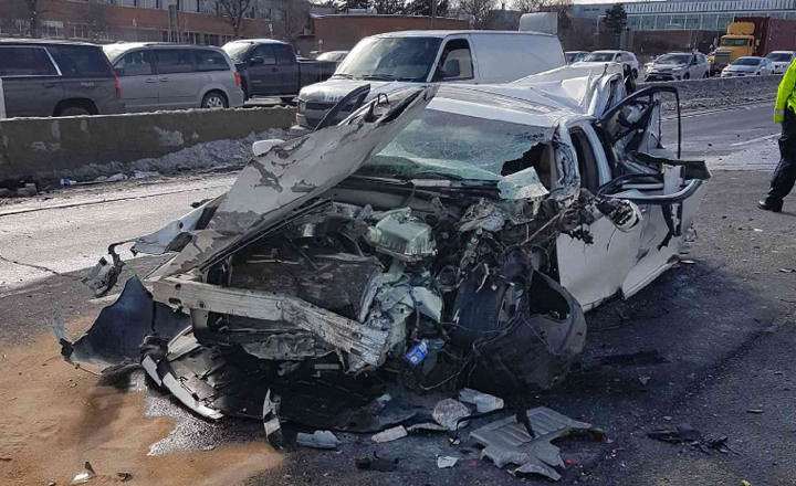 2 Seriously Injured After Multi-vehicle Crash On Hwy. 401 In Toronto ...