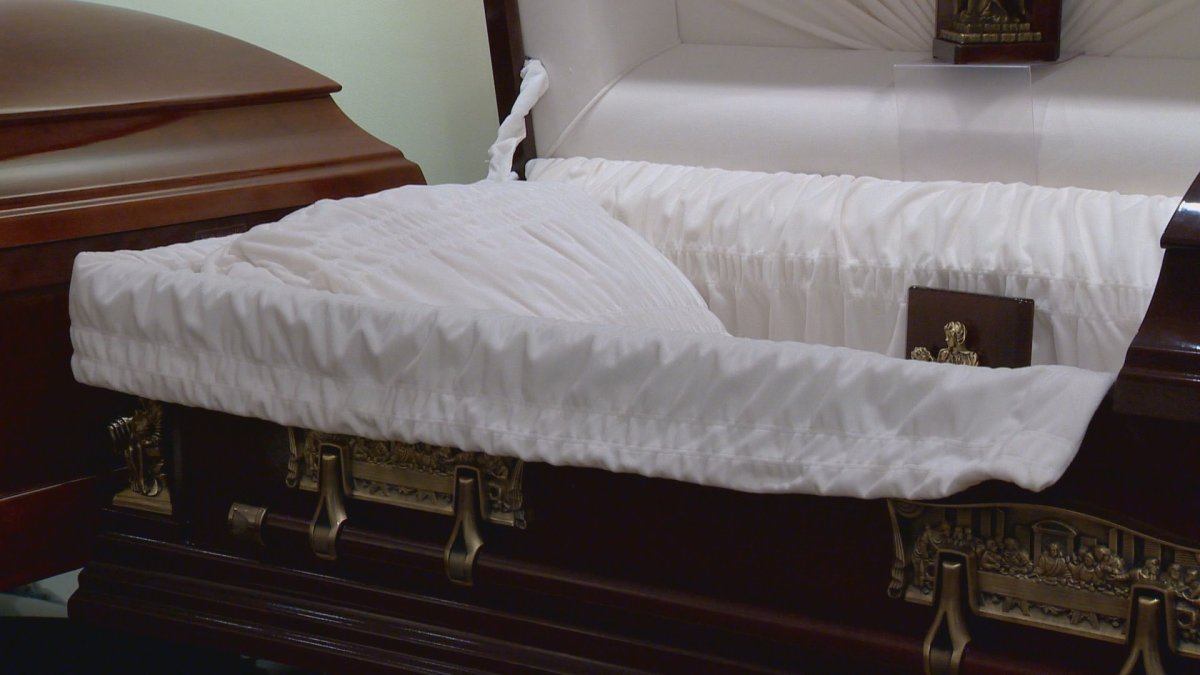 Winnipeg funeral home operator charged with forgery and fraud - image