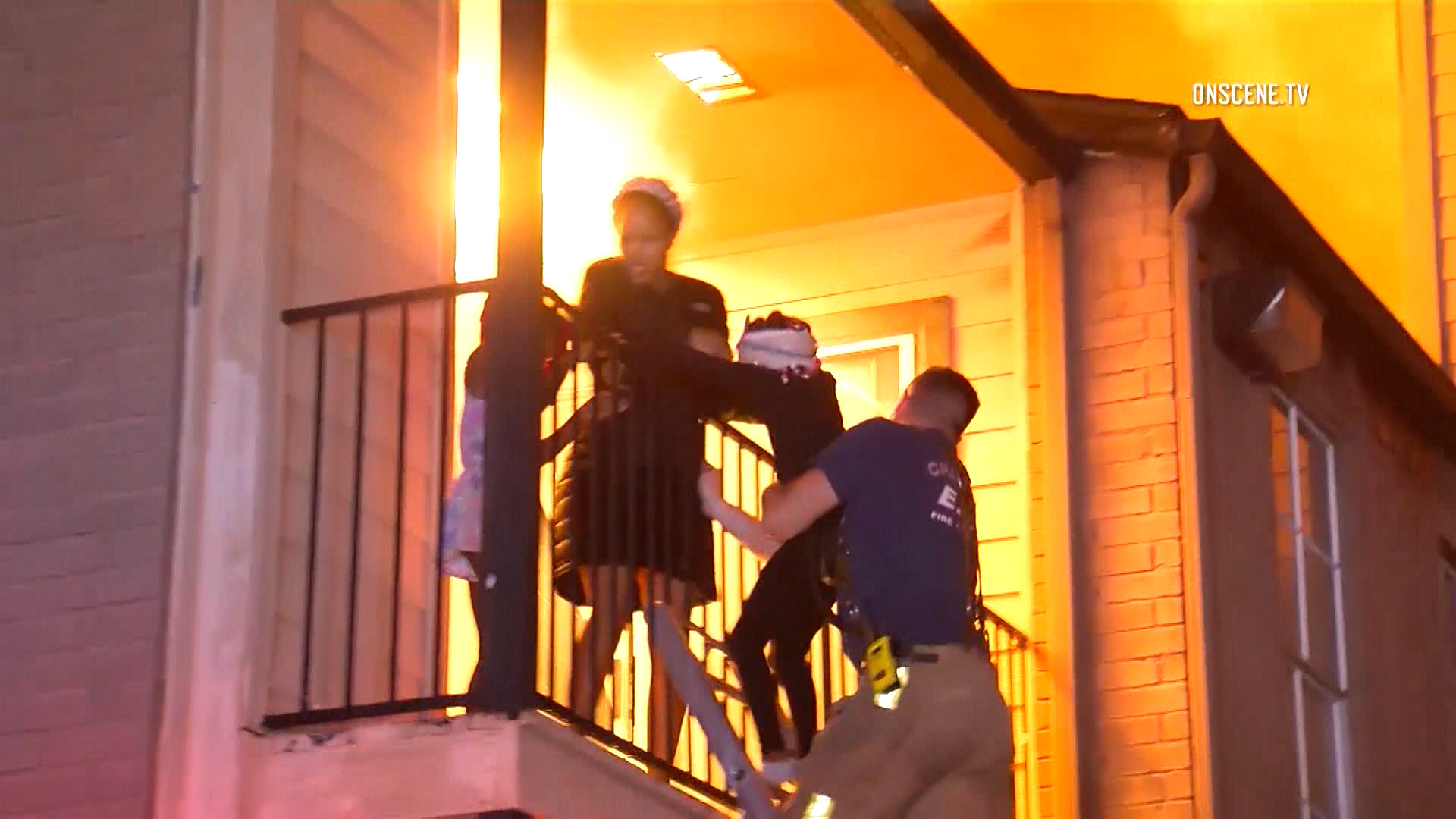 Harrowing Rescue Of Family From Burning Texas Building Caught On Camera ...