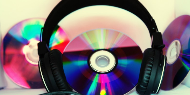 Ongoing History Daily: Counterfeit CDs and Mafia records
