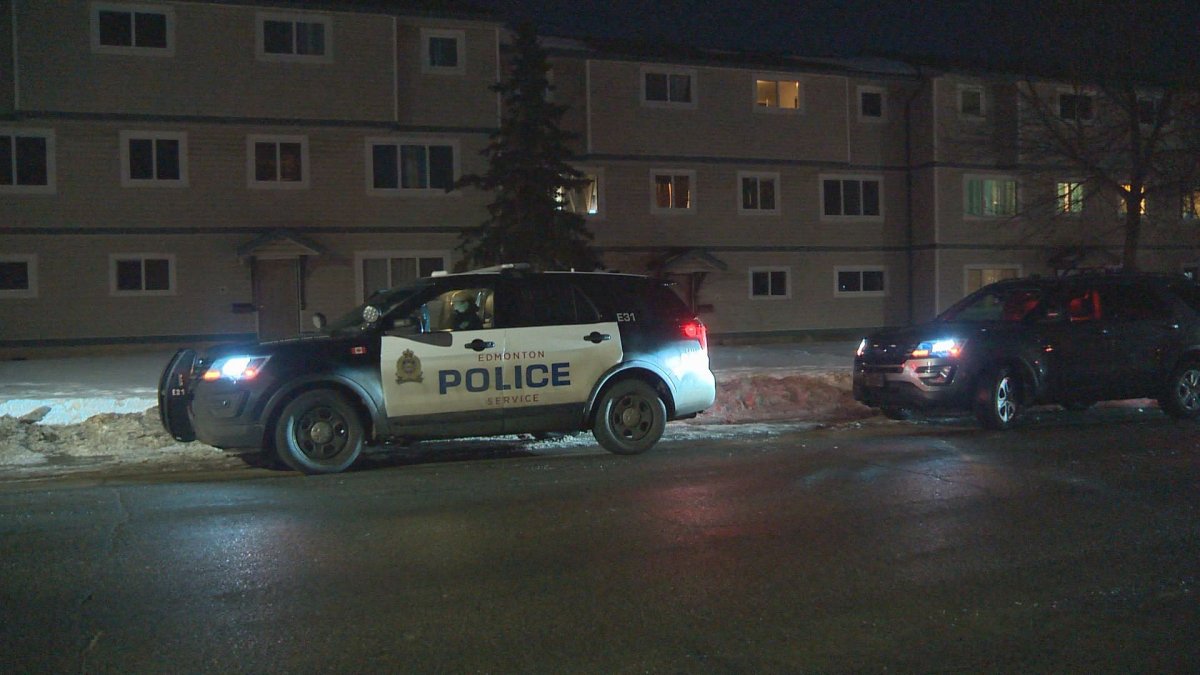 Police investigating at the Laurentian Estates apartment complex near Lakewood Road and 28 Avenue in southeast Edmonton Tuesday night. February 27, 2018.