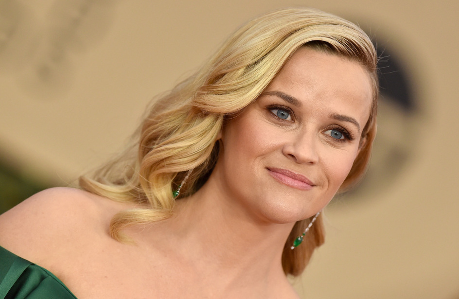 Reese Witherspoon attends the 24th Annual SAG Awards at The Shrine Auditorium on January 21, 2018 in Los Angeles, Calif.